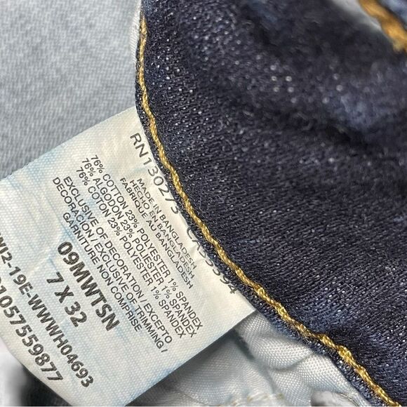 Wrangler Straight Leg Jeans Size 7 x 32 Women's - Picture 4 of 5